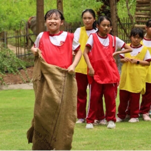 MỘT NGÀY LÀM NÔNG DÂN NHÍ TẠI ĐỒNG MỘC