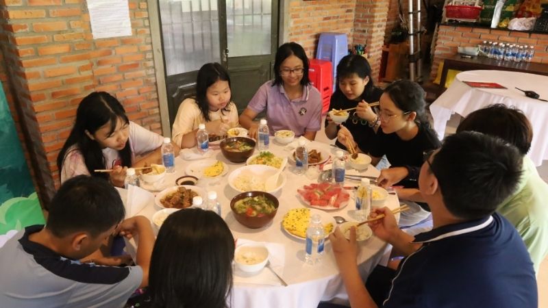 Những món ăn đặc sắc không thể bỏ lỡ tại Làng Đồng Mộc