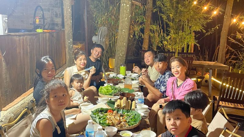 Gia đình có trẻ nhỏ thích vui chơi