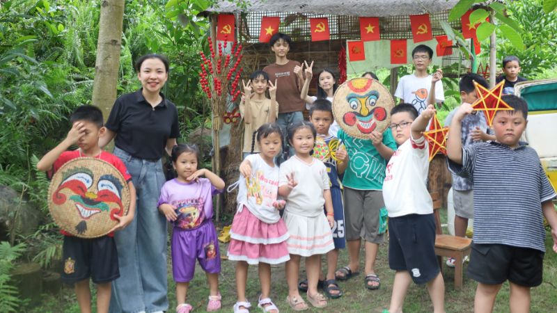 Làng Đồng Mộc chào thu với ngày tết thiếu nhi náo nhiệt