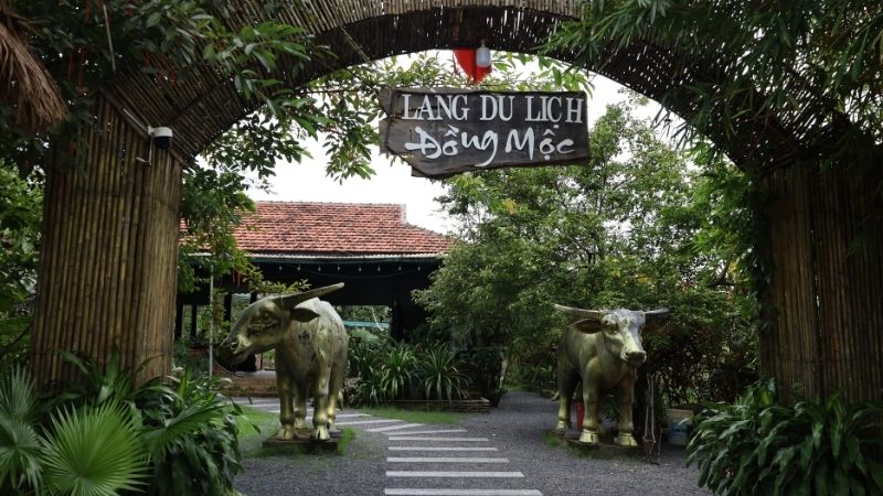 Lễ hội diễn ra tại Làng Đồng Mộc