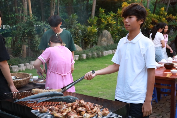 nướng thịt ngoài trời