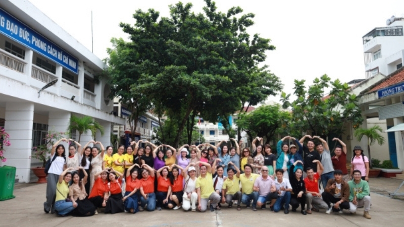 Doanh Nghiệp Cần Địa Điểm Team Building Độc Đáo