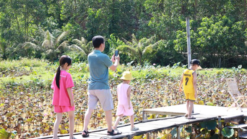 Du khách thích sống ảo miền Trung