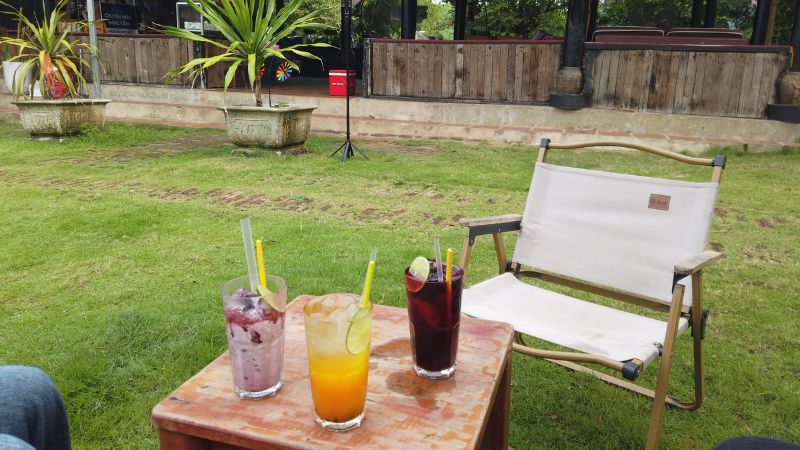 Chill cùng hội bạn