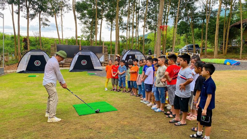 Thử sức với môn Golf