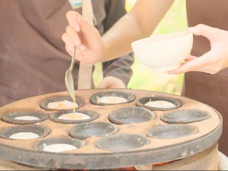 Trải nghiệm đổ bánh căn